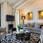 Casa De Triana Luxury Suites By Casa Del Poeta
